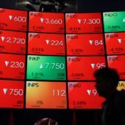 IHSG Lanjut Melemah, Ambles 1,5% Hari Ini