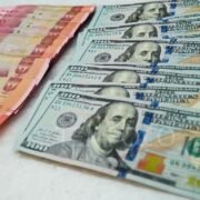 Dolar Lewati Rp17.500, Rupiah Makin Dekat ke Level Paling Kritis?
