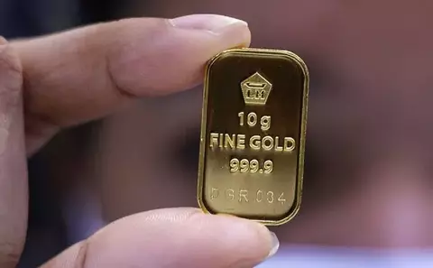 Harga Emas Antam Hari Ini Ambles Tajam, Cek Harga Terbarunya!